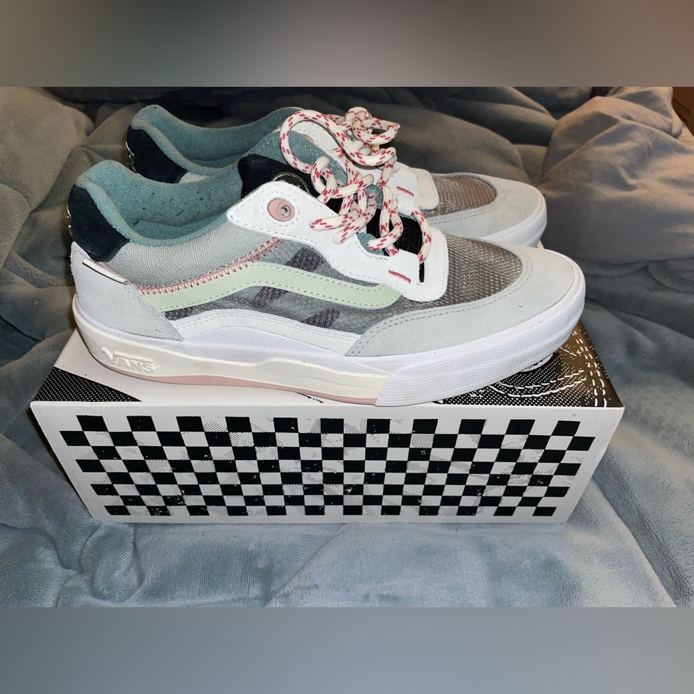 Vans Wayvee
